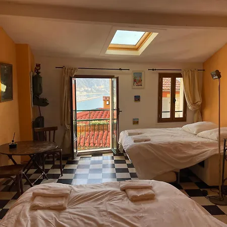 House Old Town 50m Beach&shop * Mentona