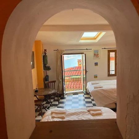 House Old Town 50m Beach&shop Apartment *