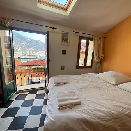 Apartment House Old Town 50m Beach&shop