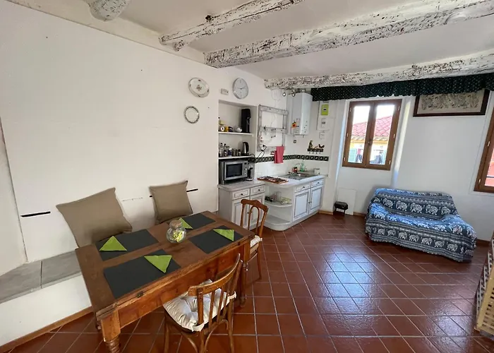 House Old Town 50m Beach&shop Daire Menton